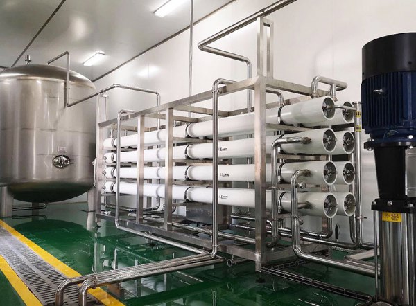 制药工业的纯化水设备跟普通的纯水设备有什么区别？